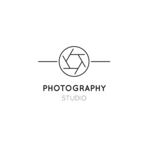 Sample Minimilst Photography Logo Design of a camera lense