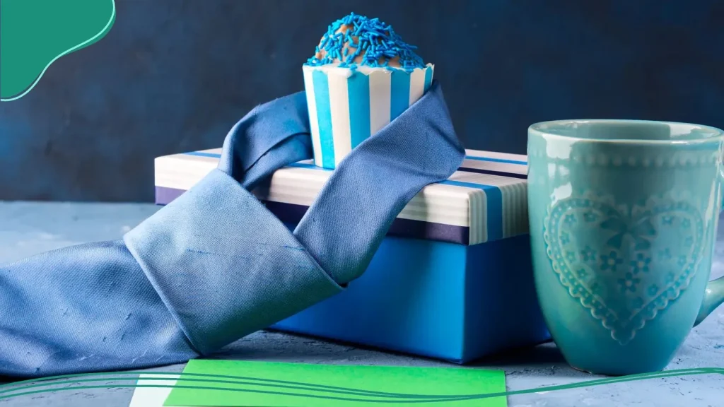 Custom mug with a box and a cupcake.